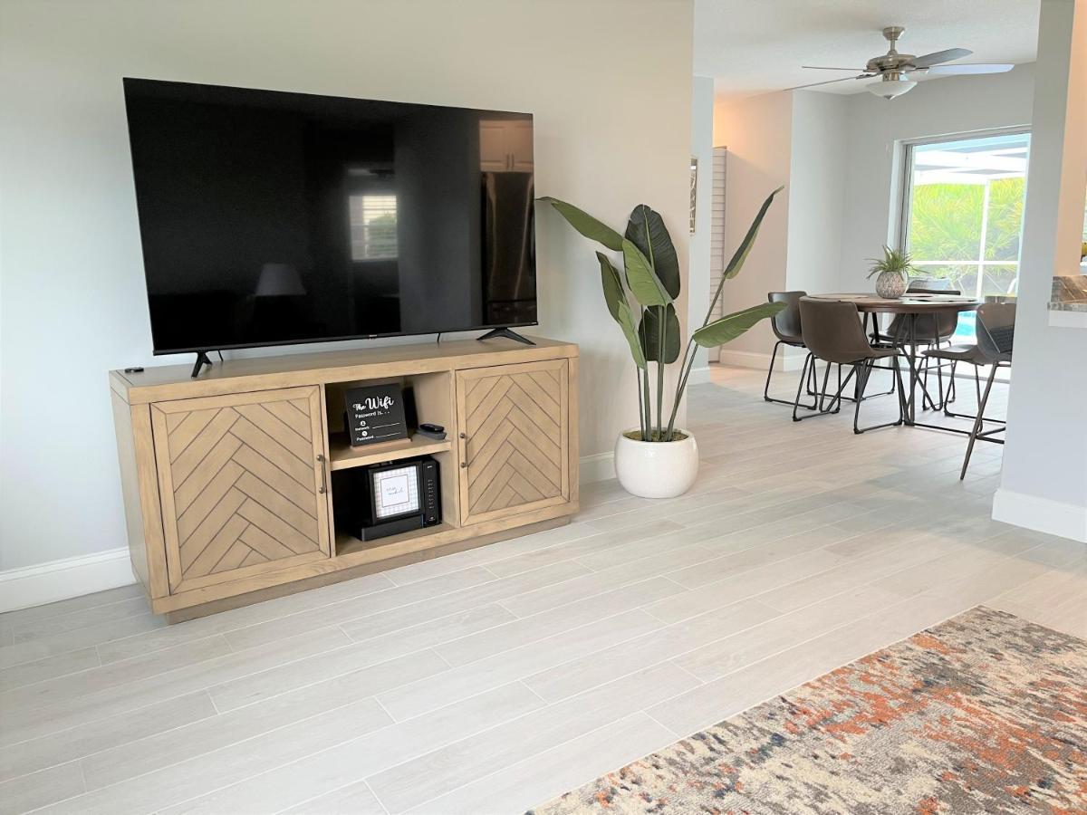 Beautiful Modern Home In Jensen Beach With Heated Pool Near Downtown And Beaches Eksteriør bilde